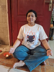 Go भीतर T-Shirt